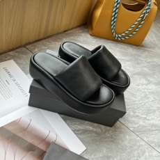 Balenciaga Slippers